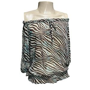 NWT Women’s Kay Celine Off Shoulder Peasant Top with Zebra Print and Ruffles